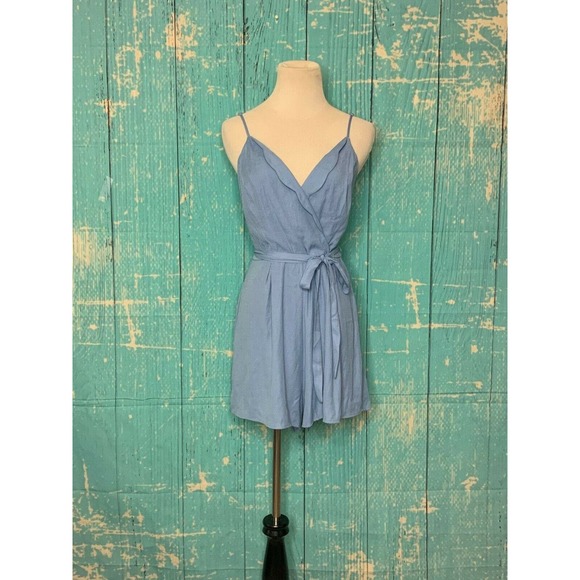 Trixxi Blue Ruffle Sleeveless Short Romper Size XS NWT - Picture 7 of 9